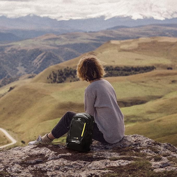 SKYSPER Small Hiking Backpack, 20L/30L Lightweight Travel Backpacks Hiking Daypack for Women Men